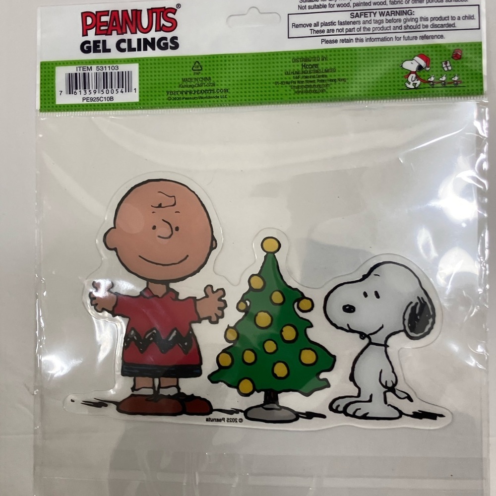 Peanuts Holiday Clings with Charlie Brown and Snoopy